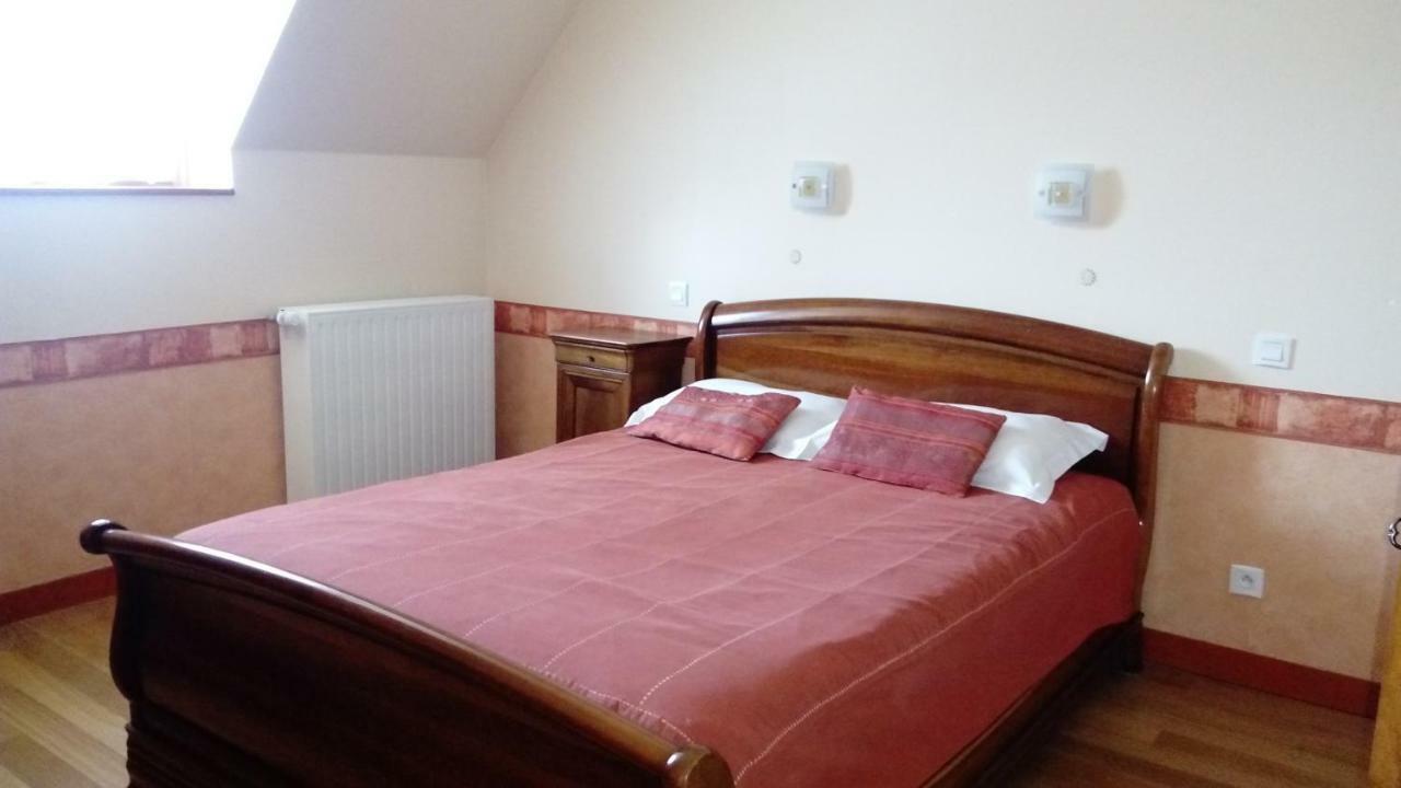 Saint-Etienne-en-Cogles La Roche B&B 외부 사진
