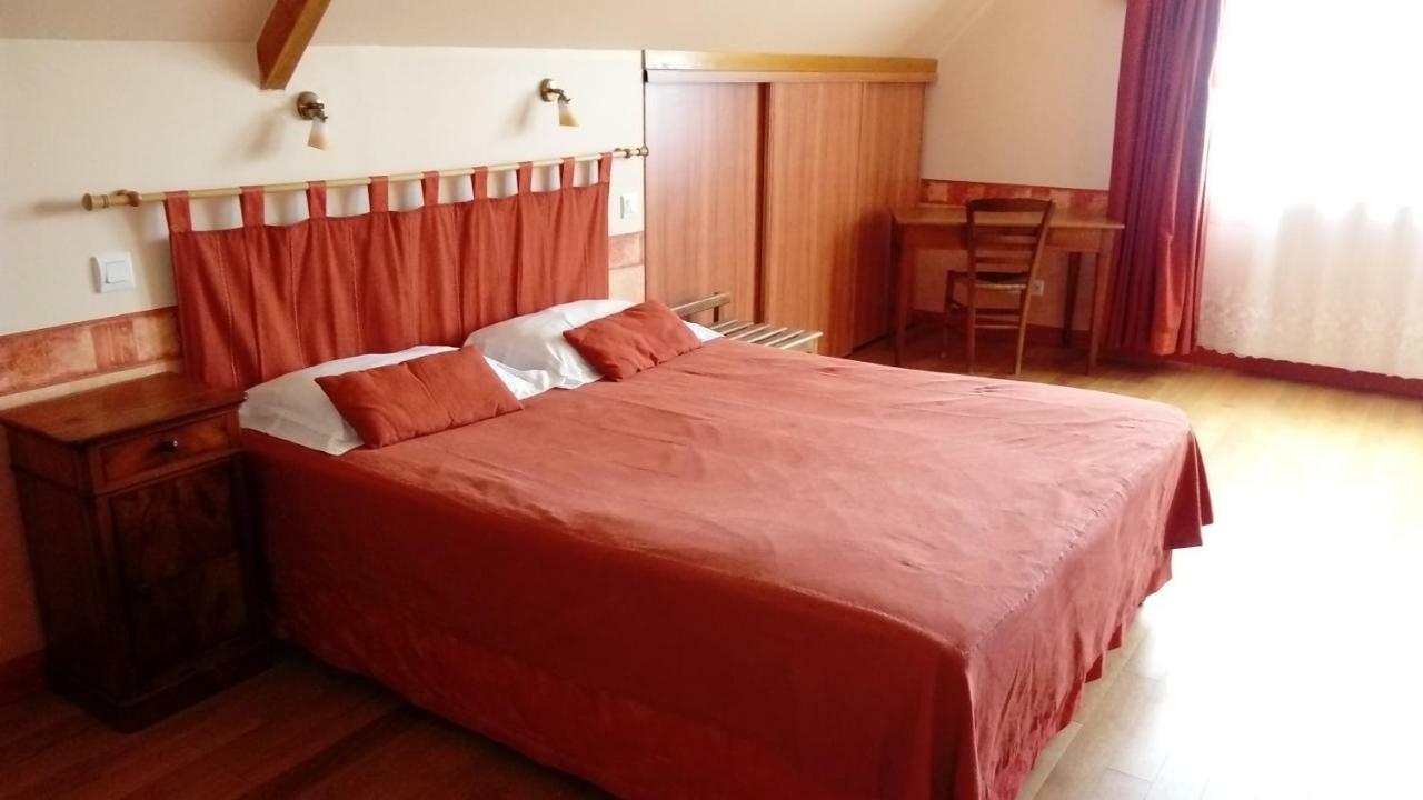 Saint-Etienne-en-Cogles La Roche B&B 외부 사진