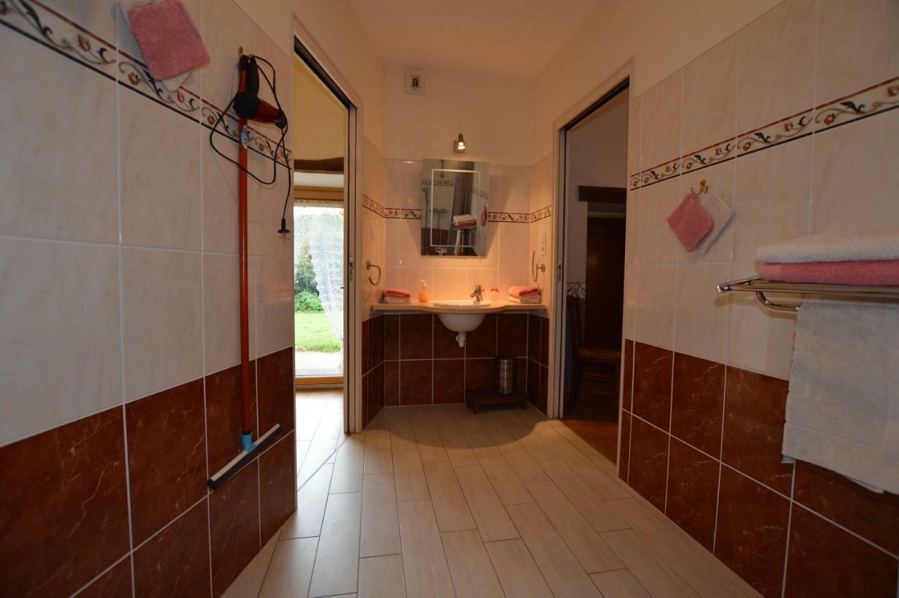 Saint-Etienne-en-Cogles La Roche B&B 외부 사진